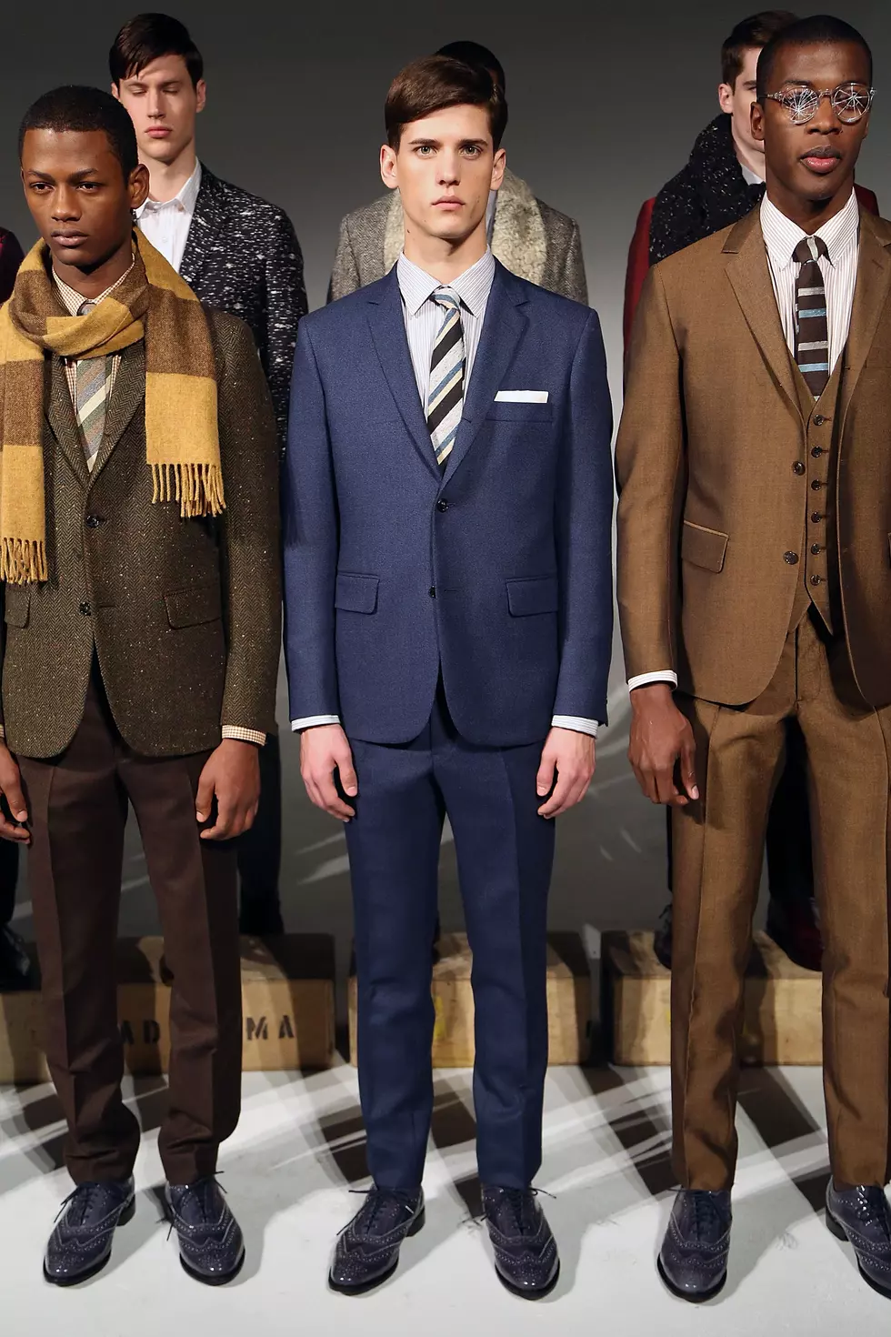 Free Beer &#038; Hot Wings: Seven Things Every Guy Should Know About Buying Suits [Video]