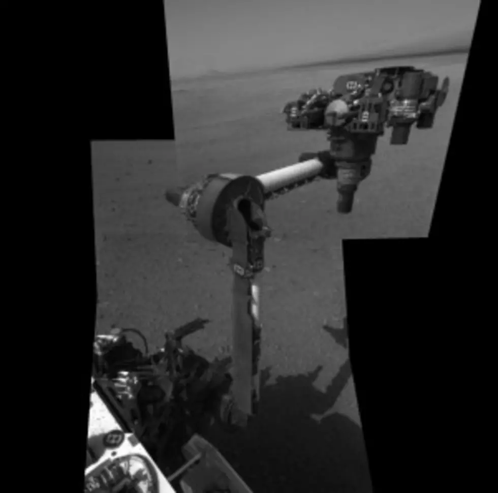 An Alien Farted on the Curiosity Mars Rover &#8211; Proving Life on Mars &#8211; No Joke