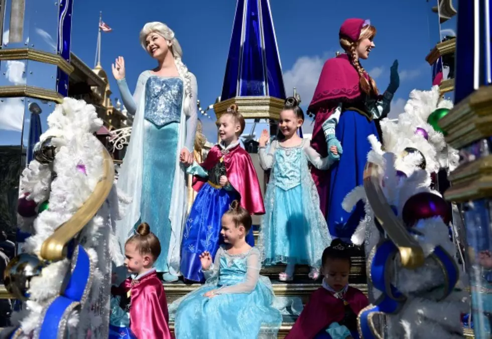 Kentucky Police Issue Arrest Warrant for Frozen&#8217;s Queen Elsa [Video]