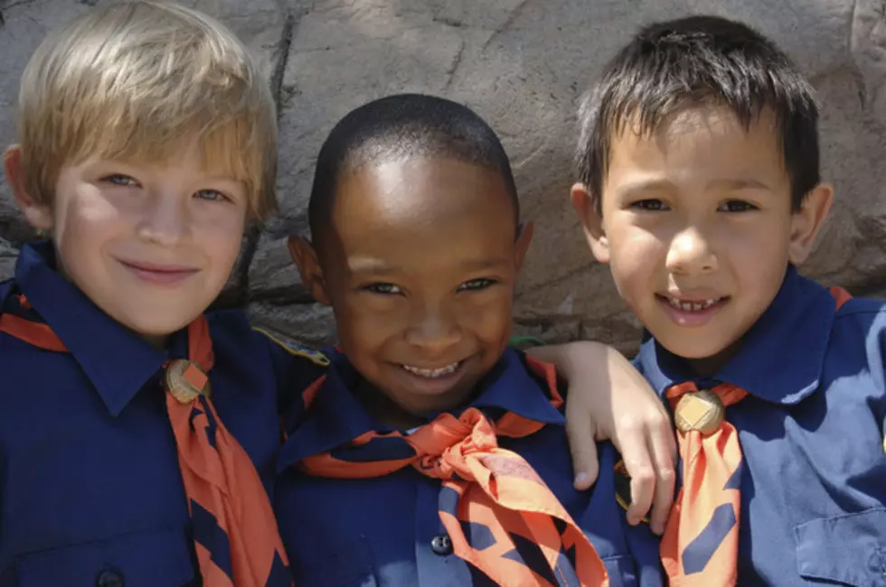 San Diego Cub Scout Troop Goes On Hike to Nude Beach [Video]