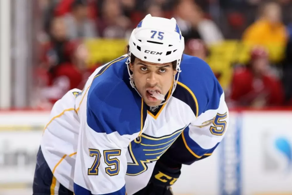 St. Louis Blues Hockey Player Performs Dental Procedure on Himself Between Shifts [Video]