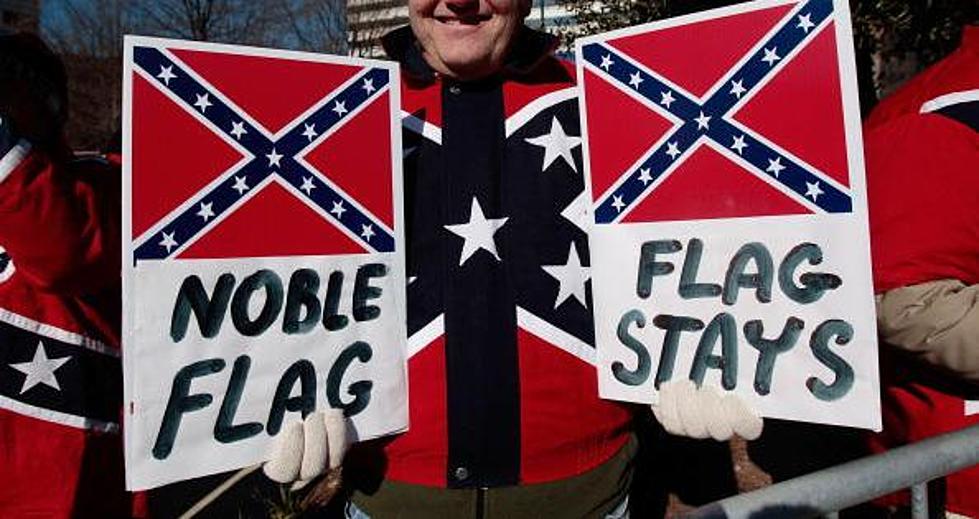 Michigan Redneck Hangs Nooses, Confederate Flag In His Front Yard
