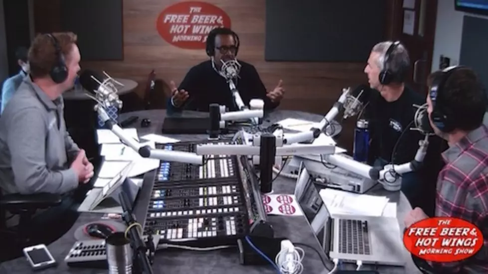 Tim Meadows Joins Free Beer &#038; Hot Wings in Studio [Video]