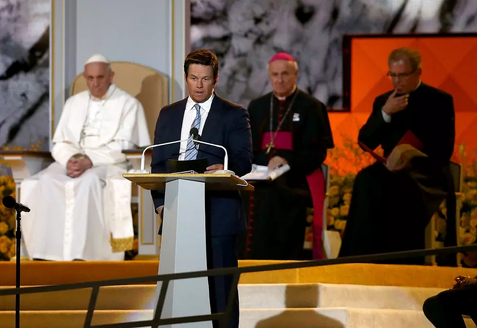 Mark Wahlberg Dropped a ‘Ted’ Joke to the Pope [Video]