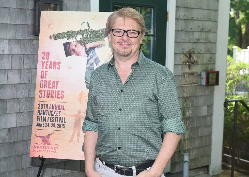 Dave Foley Talks Dr. Ken, Sketch Comedy, and DVDs Of Bits That Didn’t Work [Audio]