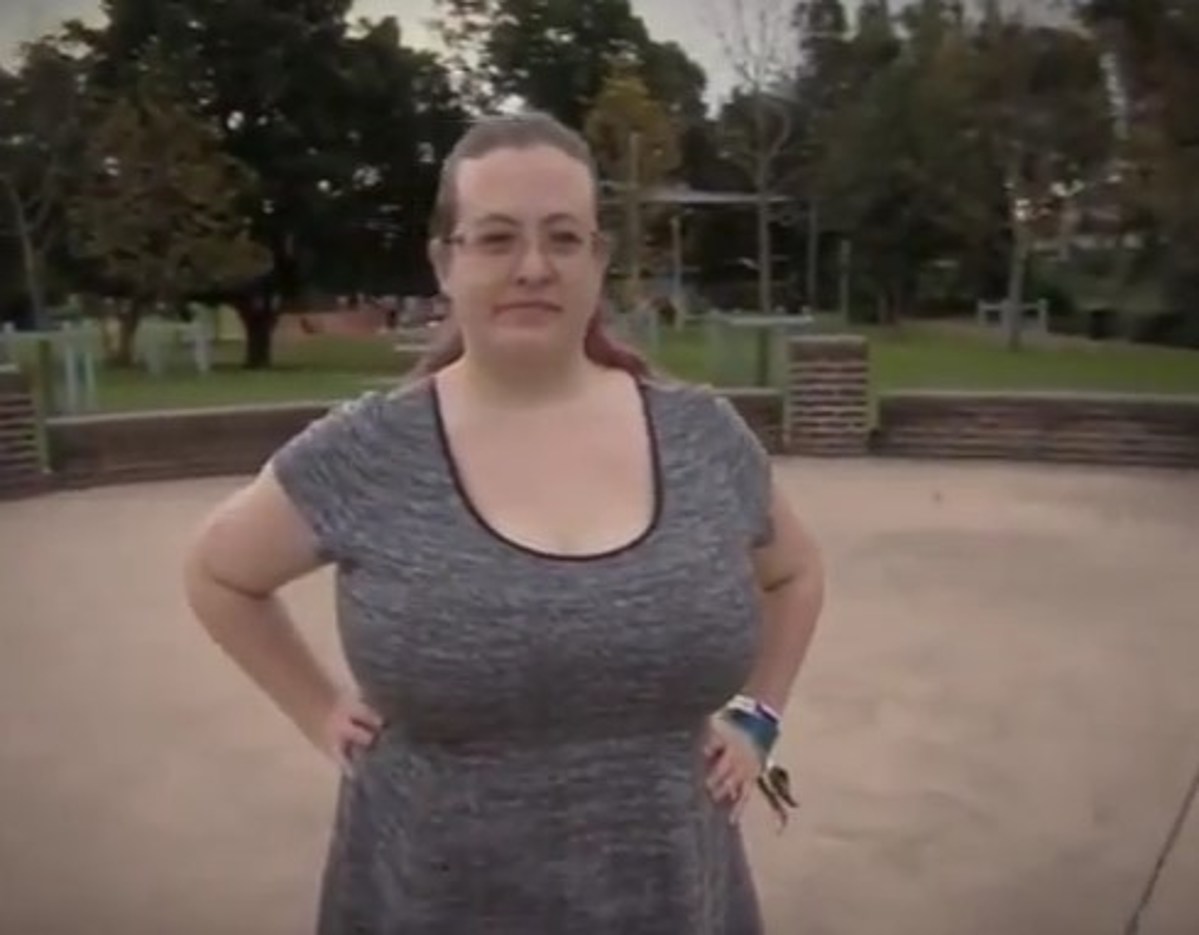 Australian Woman on Welfare Because of Her Big Breasts