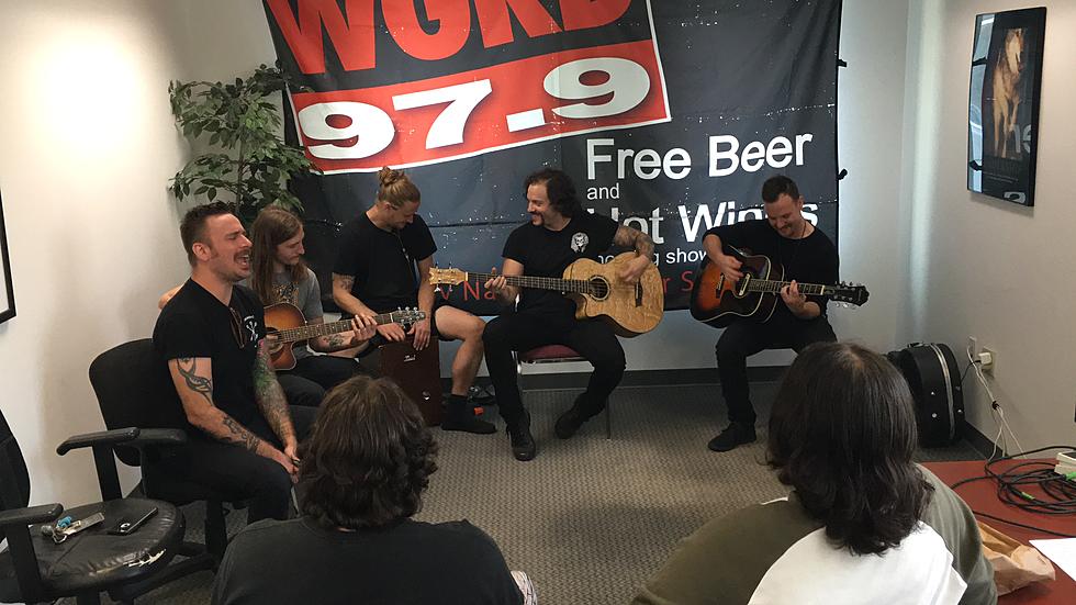 Wilson Partied with WGRD Winners With a Cool Acoustic Set