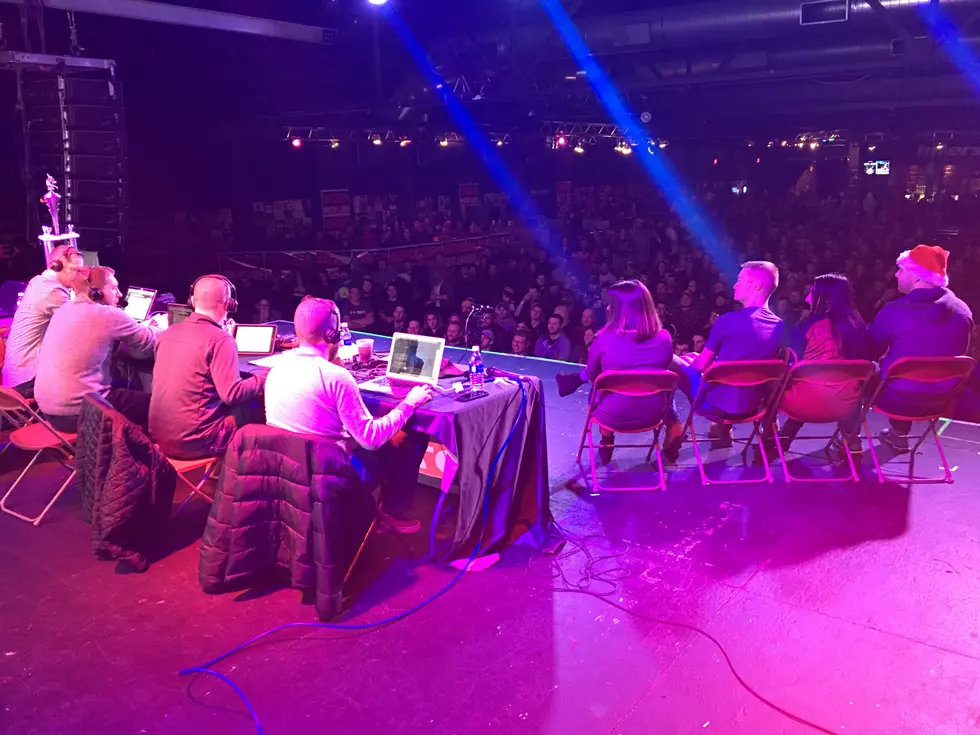 Grand Rapids Packed the Intersection for the Free Beer and Hot Wings Live Show