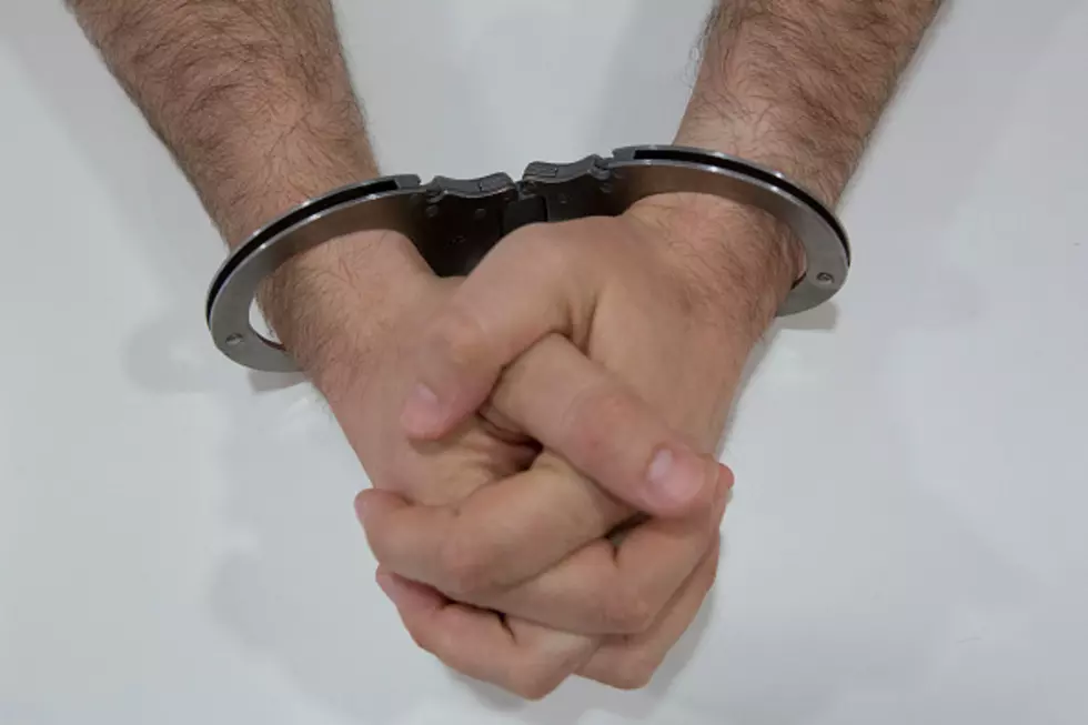 Handcuffed Michigan Man Escapes Police