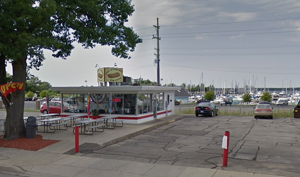 Popular Hot Dog Joint Closing in Muskegon