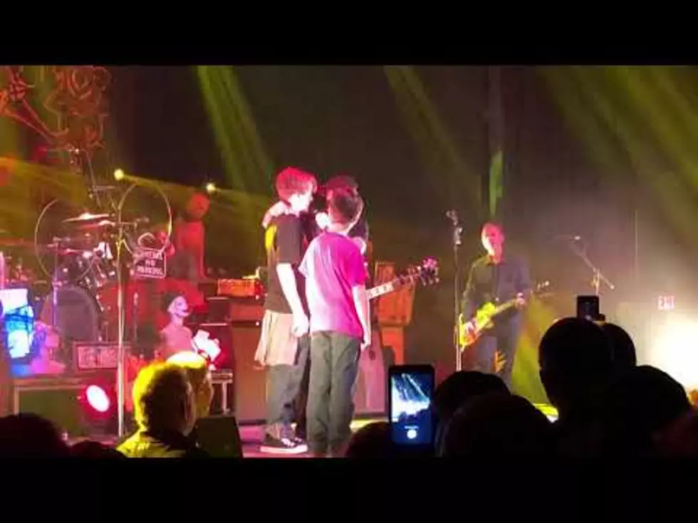 Social Distortion Brings Kids on Stage at Grand Rapids Show [VIDEO]