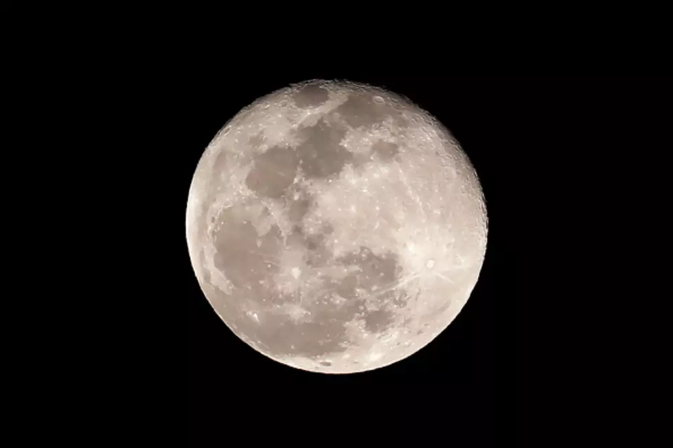 Monday Night Will Be Brightest Supermoon of Year