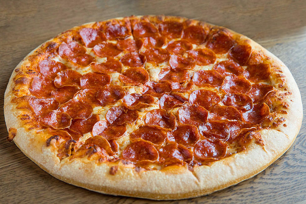 Pizza Hut Giving Away 500,000 Pizzas to Graduating Seniors