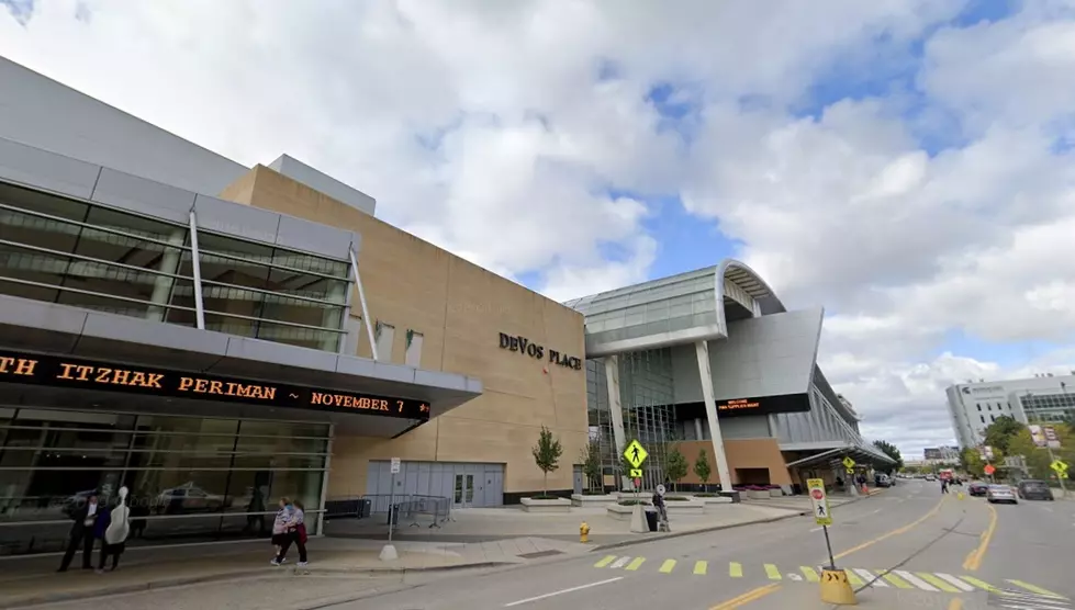 Pop Up Fast Food Court Opening at DeVos Place October 12