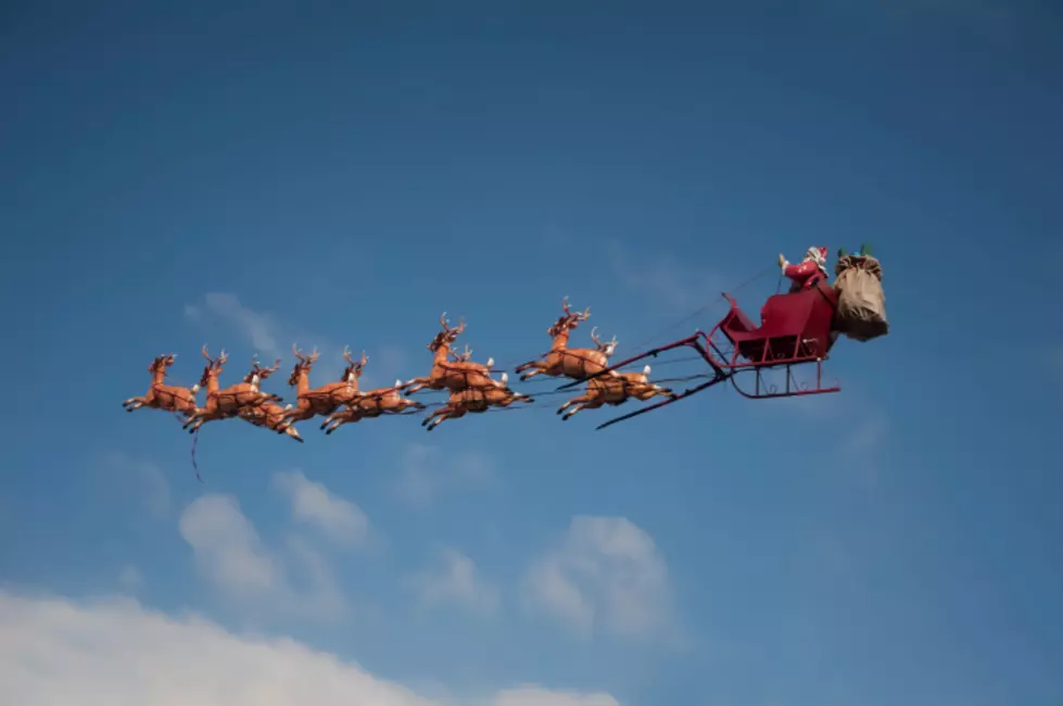 Santa&#8217;s Sleigh Was Pulled Over For Breaking Highway Code