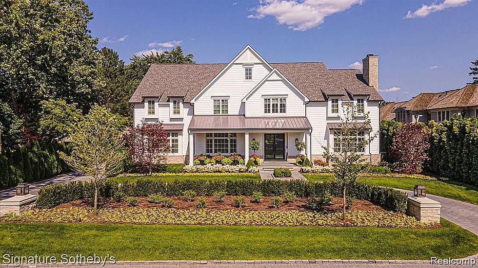$6.5M MI House Has Perfect Backyard for Sports-Lover, Especially if You’re a U-M Fan…  [PHOTOS]