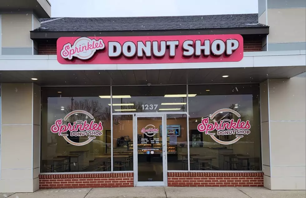 Sprinkles Donuts, Facebook