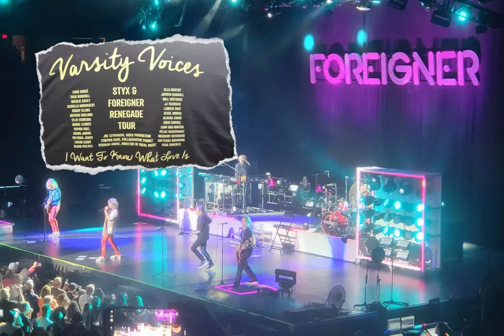 Hudsonville Varsity Voices Perform With Foreigner At Van Andel