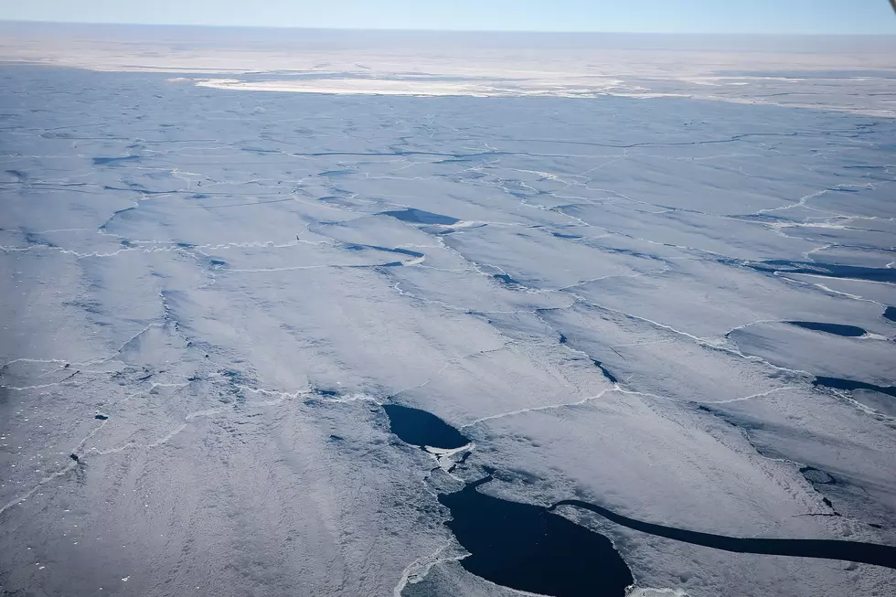 Lake Michigan at 80% ice coverage in 2014. / Getty Images