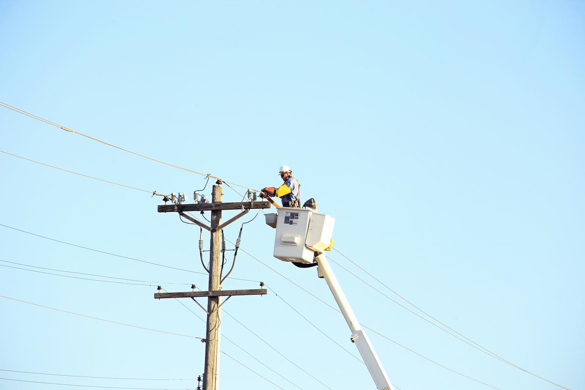 Power Will Be Out for Thousands in Allegan This Weekend