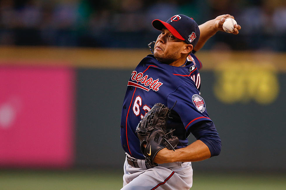 Bat Support Helps Twins Rookie Hold Off Mariners
