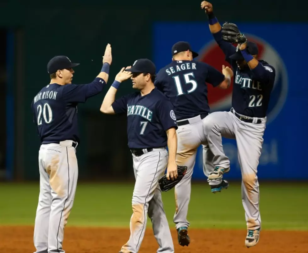 Cano, Pitching Lead Indians Past Mariners 3-2