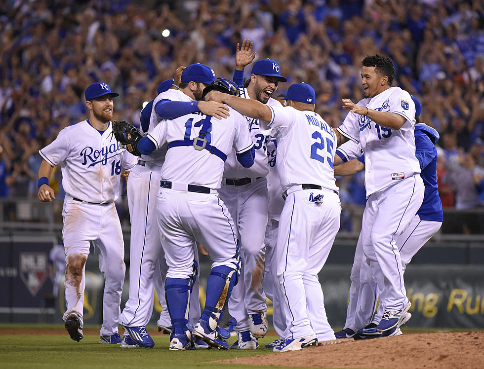 Royals Clinch AL Central by Beating Mariners 10-4
