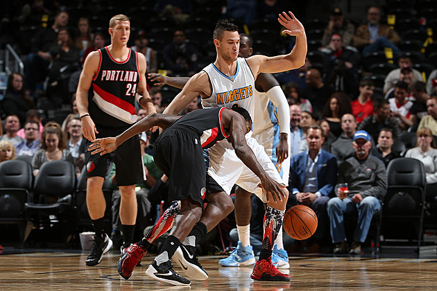 Hickson, Mudiay Help Nuggets Hold Off Trail Blazers, 108-104