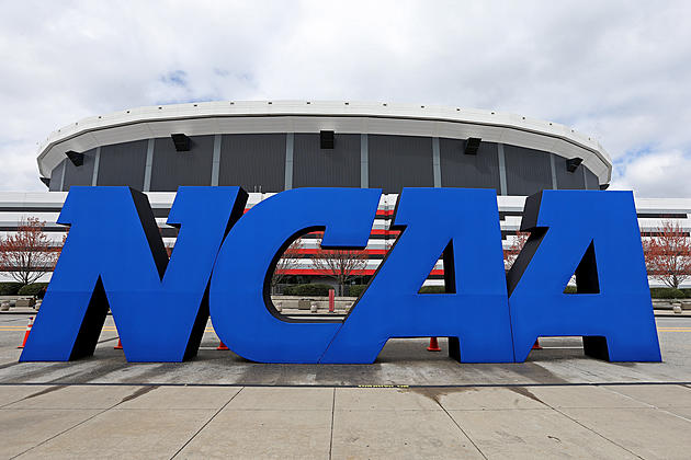 States Hand off When it Comes to NCAA, Athlete Compensation