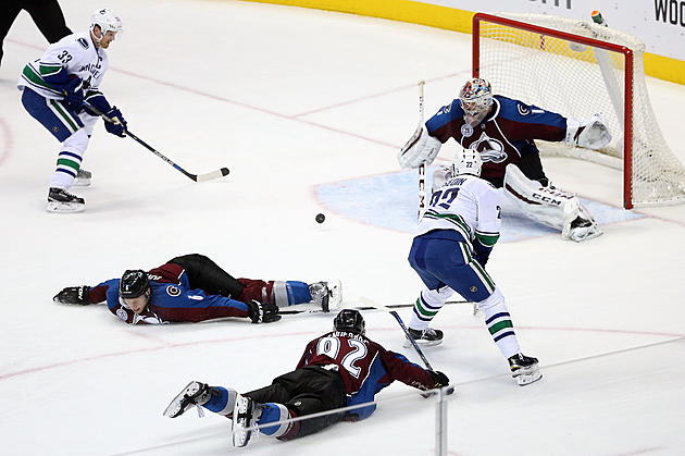 Horvat&#8217;s 2 Points Lead Canucks Past Avalanche 3-1