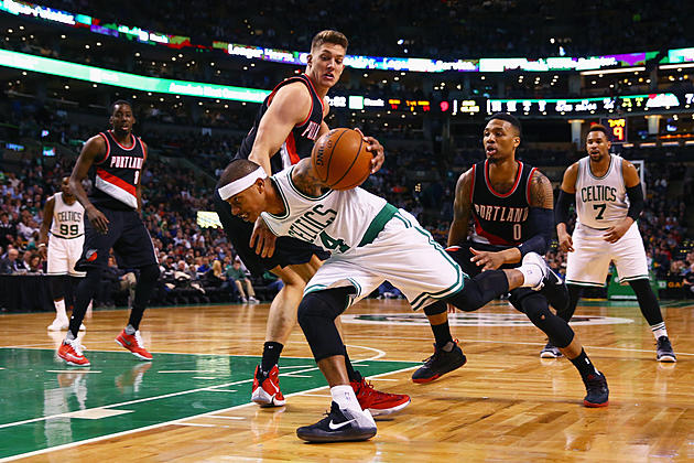Thomas Helps Celtics Beat Blazers for 12th Straight Home Win