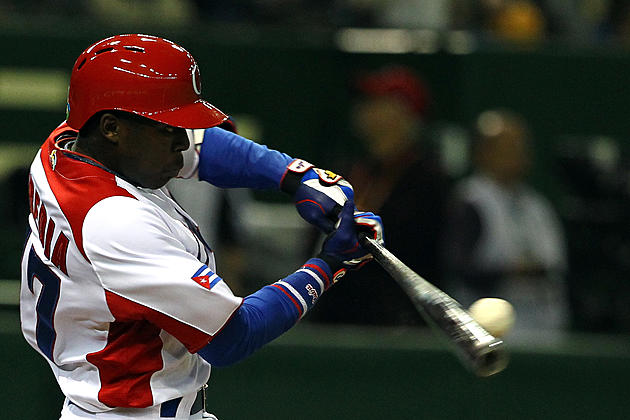 Mariners finalize deal with Cuban outfielder Heredia