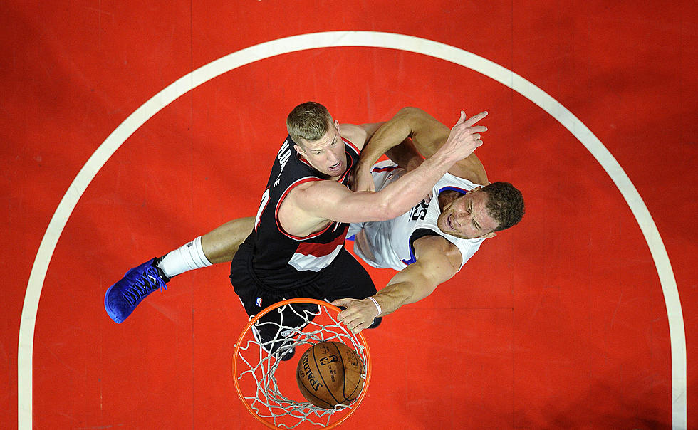 Griffin, Paul Have Double-doubles, Clippers Hold Off Blazers