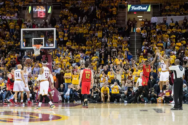 3 for All and All for 3s: Cavaliers Make Record 25 3-pointers, Rout Hawks