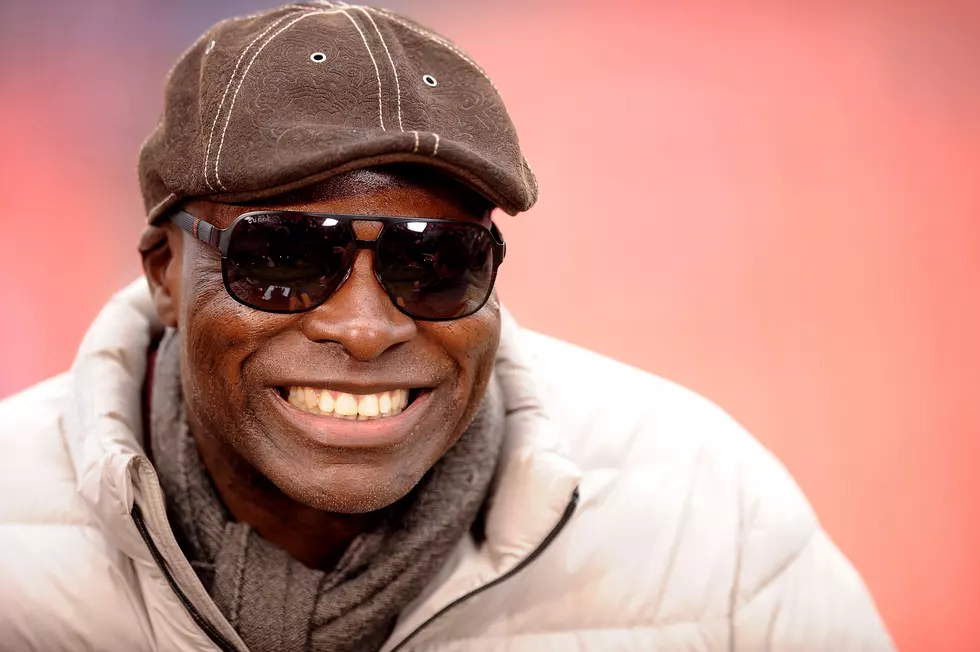 NFL’s sacks leader Bruce Smith Experiencing Pain, Memory Loss