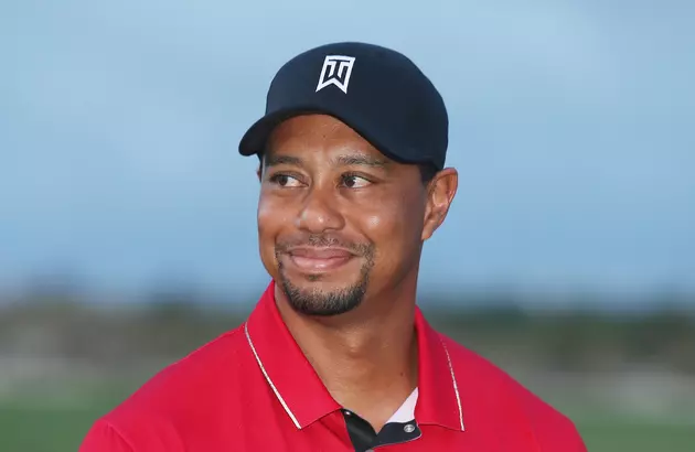 Tiger Woods Signs Deal to Play With New Golf Ball