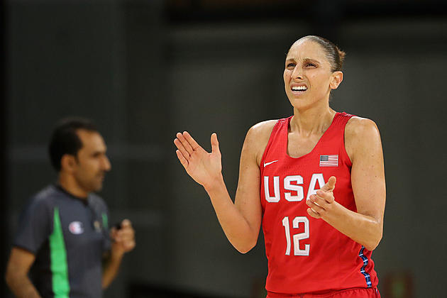 US Women Hoops Rout Senegal 121-56 in Record Fashion