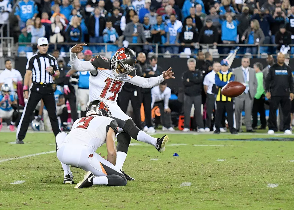 Bucs Beat Panthers 17-14 on Last-second Field Goal by Aguayo