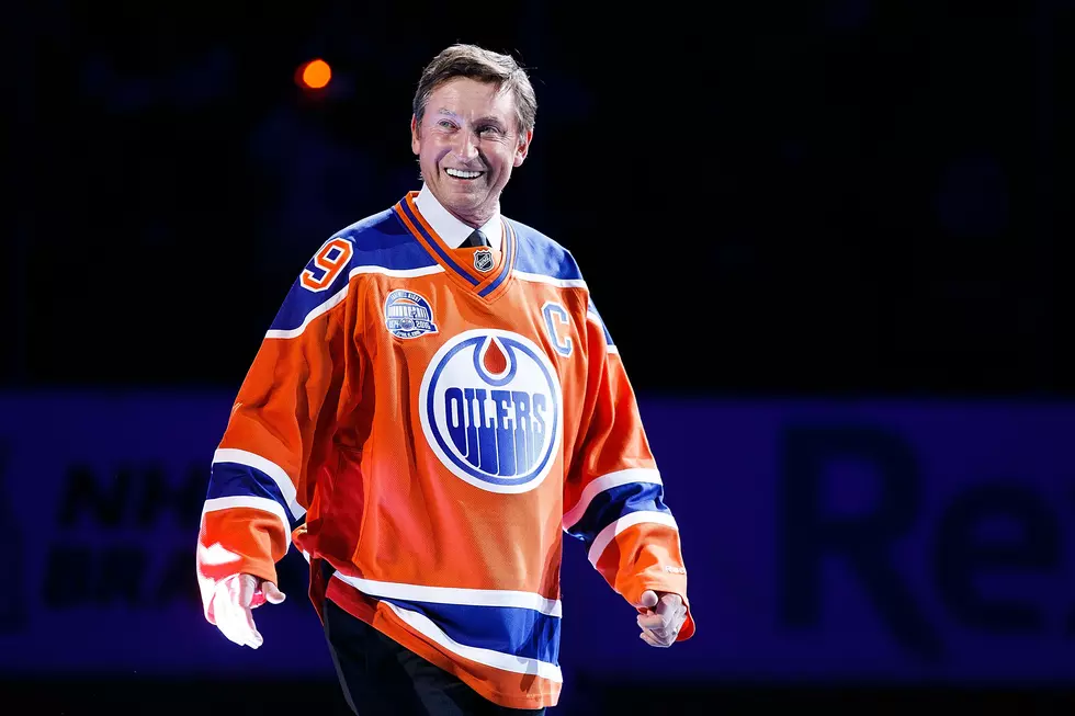 Wayne Gretzky Lending His Voice to ‘The Simpsons’