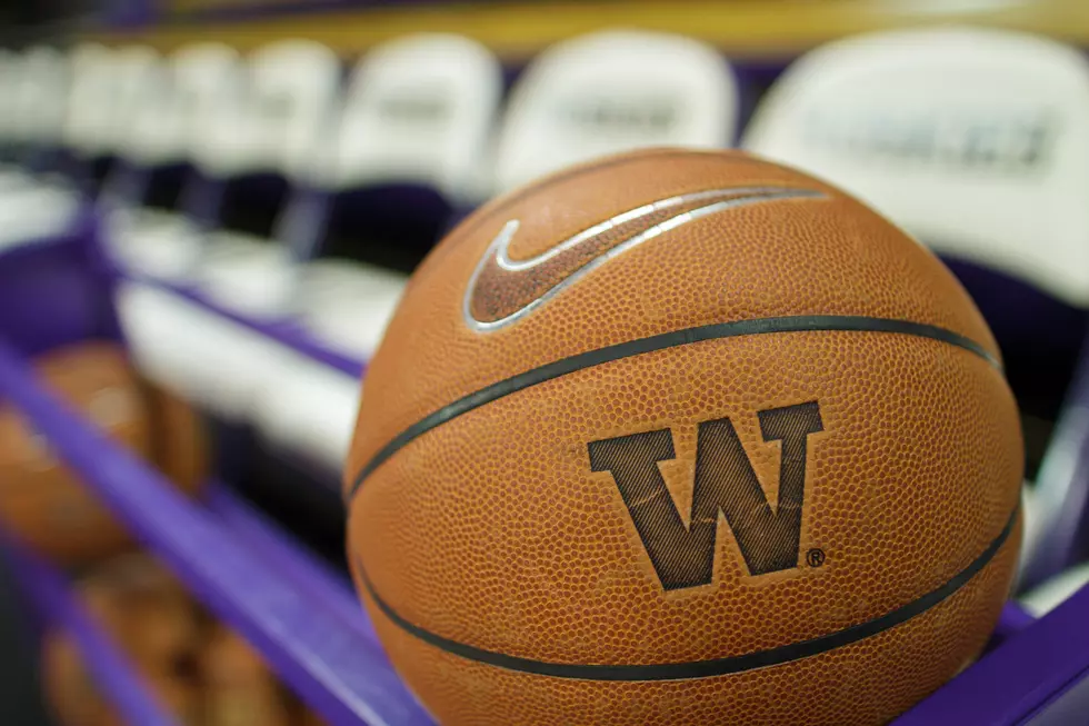 Brown Scores 27, Washington Defeats Oregon State 82-72