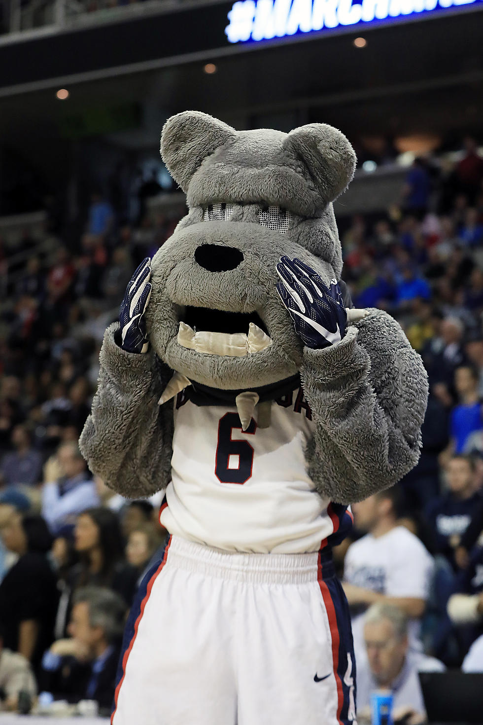 Smith Leads Gonzaga Over No. 8 Stanford 79-73