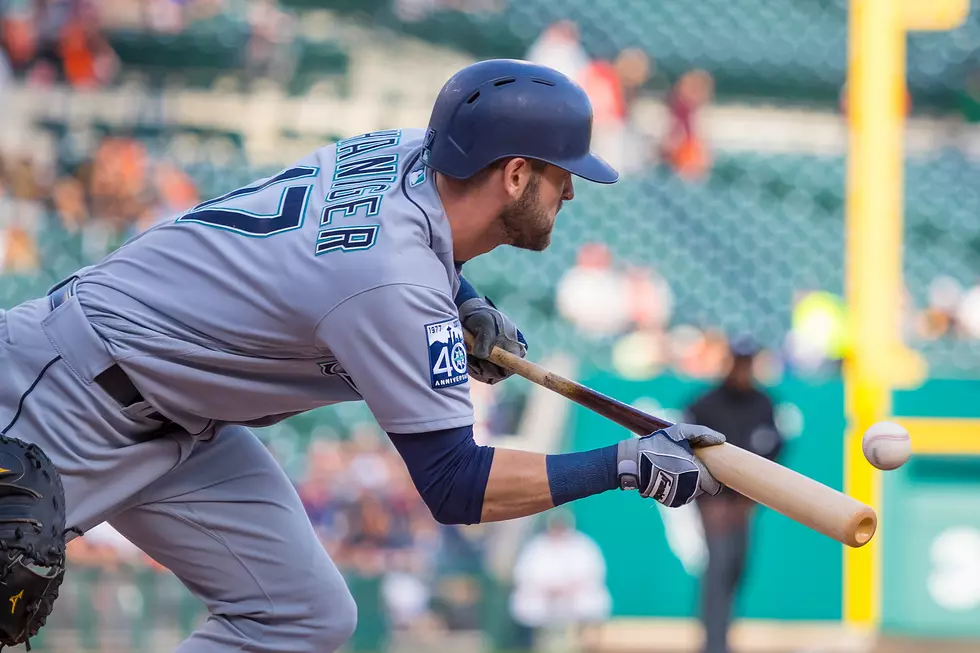 Seattle’s Haniger Leaves Game With Strained Oblique