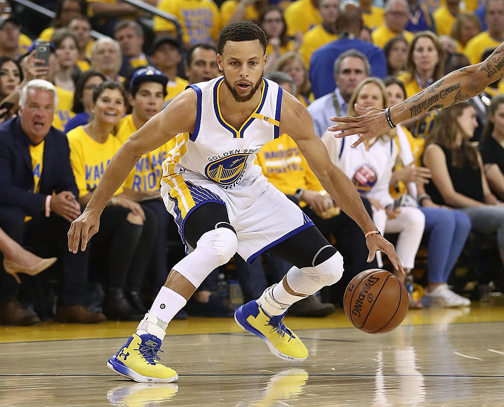 After a Week Off, Curry, Warriors Roll Past Jazz in Game 1