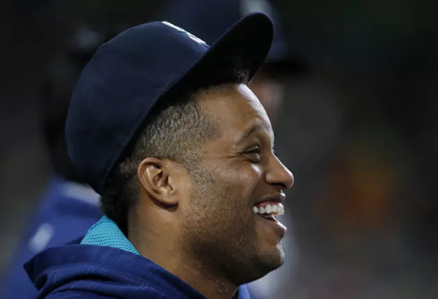 Mariners&#8217; Robinson Cano Pens Open Love Letter To Fans and City of Seattle, Says He Feels At Home