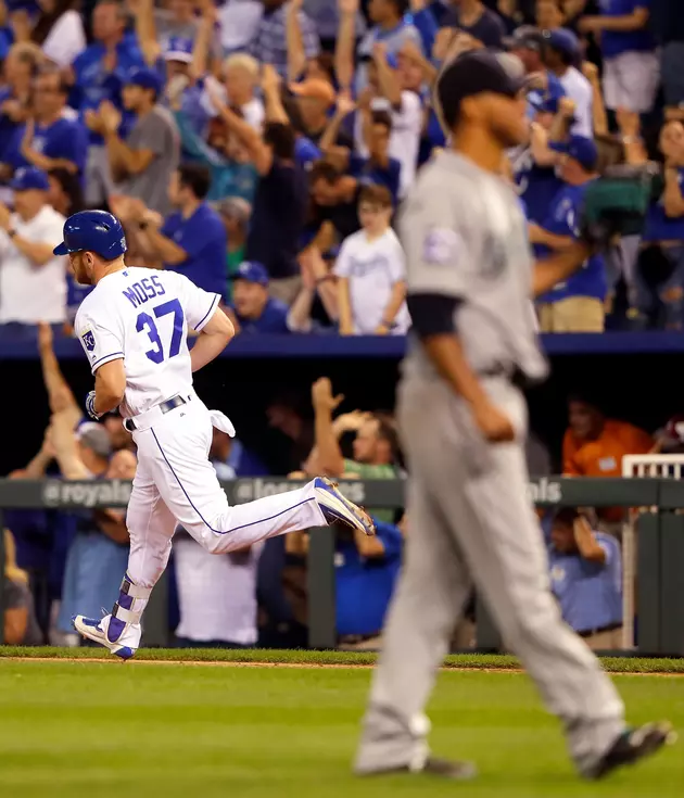 Royals Rally to Beat Mariners 6-4