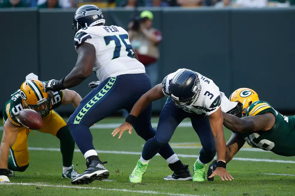 Green Bay Outlasts Seattle in an Opening Day Heavyweight Matchup
