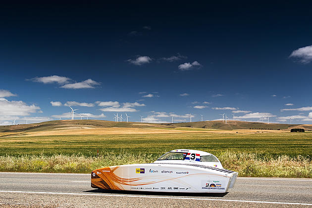 Dutch Team Wins 7th Australian Solar-powered Car Race
