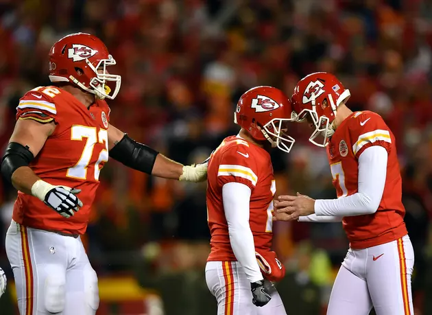 Chiefs Force 5 TOs, Beat Broncos 29-19 in AFC West Showdown