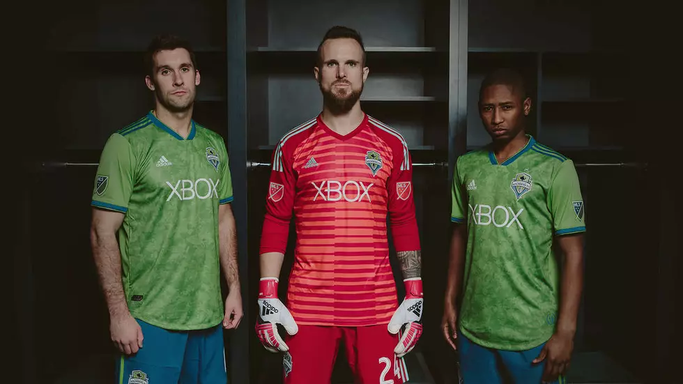 Seattle Sounders Unveil New Rave Green Kit For 10th MLS Season  [PHOTOS]
