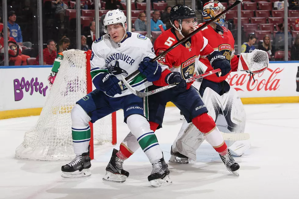 Barkov Scores Twice to Lead Panthers Past Canucks 3-1